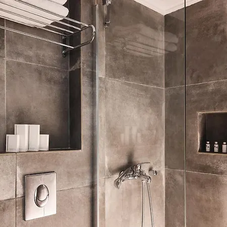 Capetan Giorgantas Отель Адамас