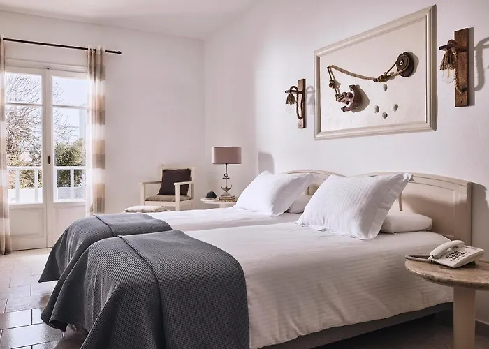 Capetan Giorgantas Hotel 2*