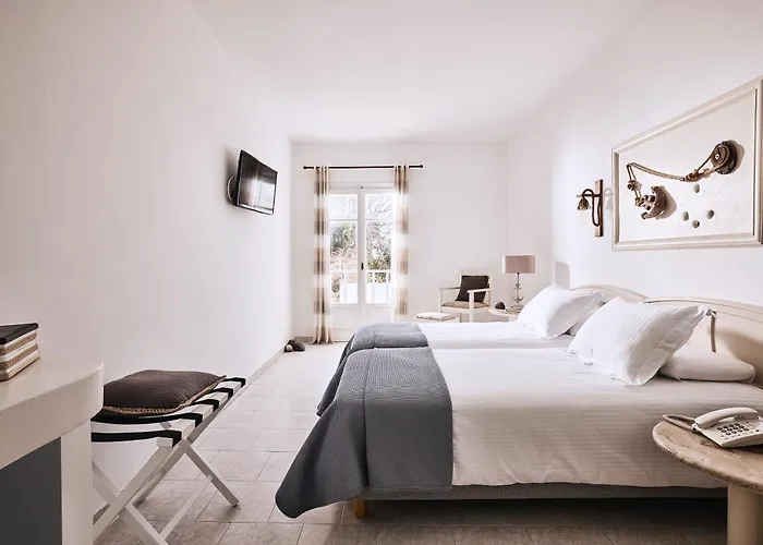 Capetan Giorgantas Hotel 2*