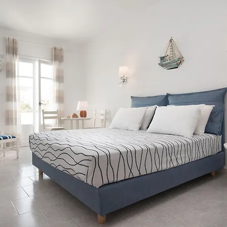 Hotel Capetan Giorgantas 2*
