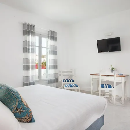 Capetan Giorgantas 2* Adamantas (Milos)