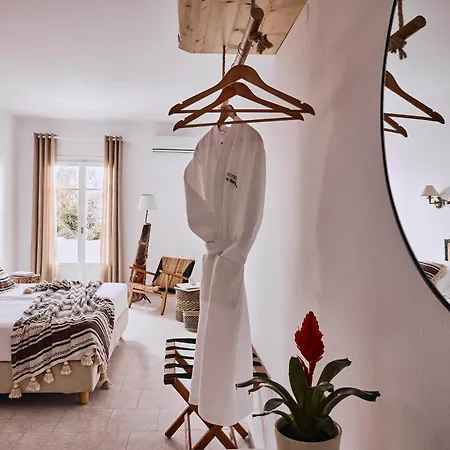 Capetan Giorgantas Hotell 2*