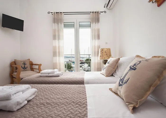 Capetan Giorgantas Adamantas (Milos)