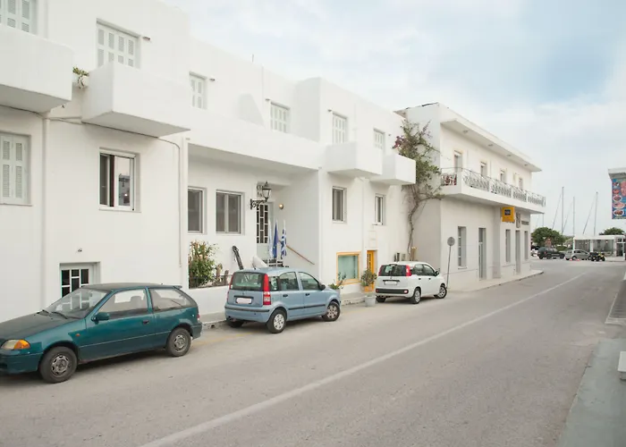 Capetan Giorgantas Hotel 2*