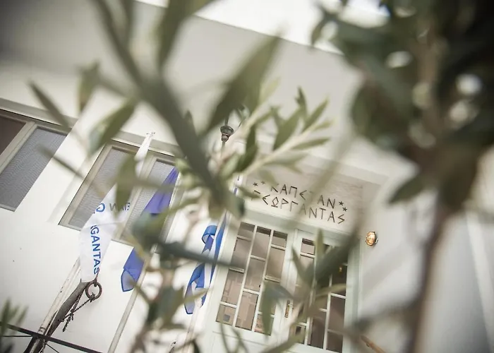 Capetan Giorgantas Adámas